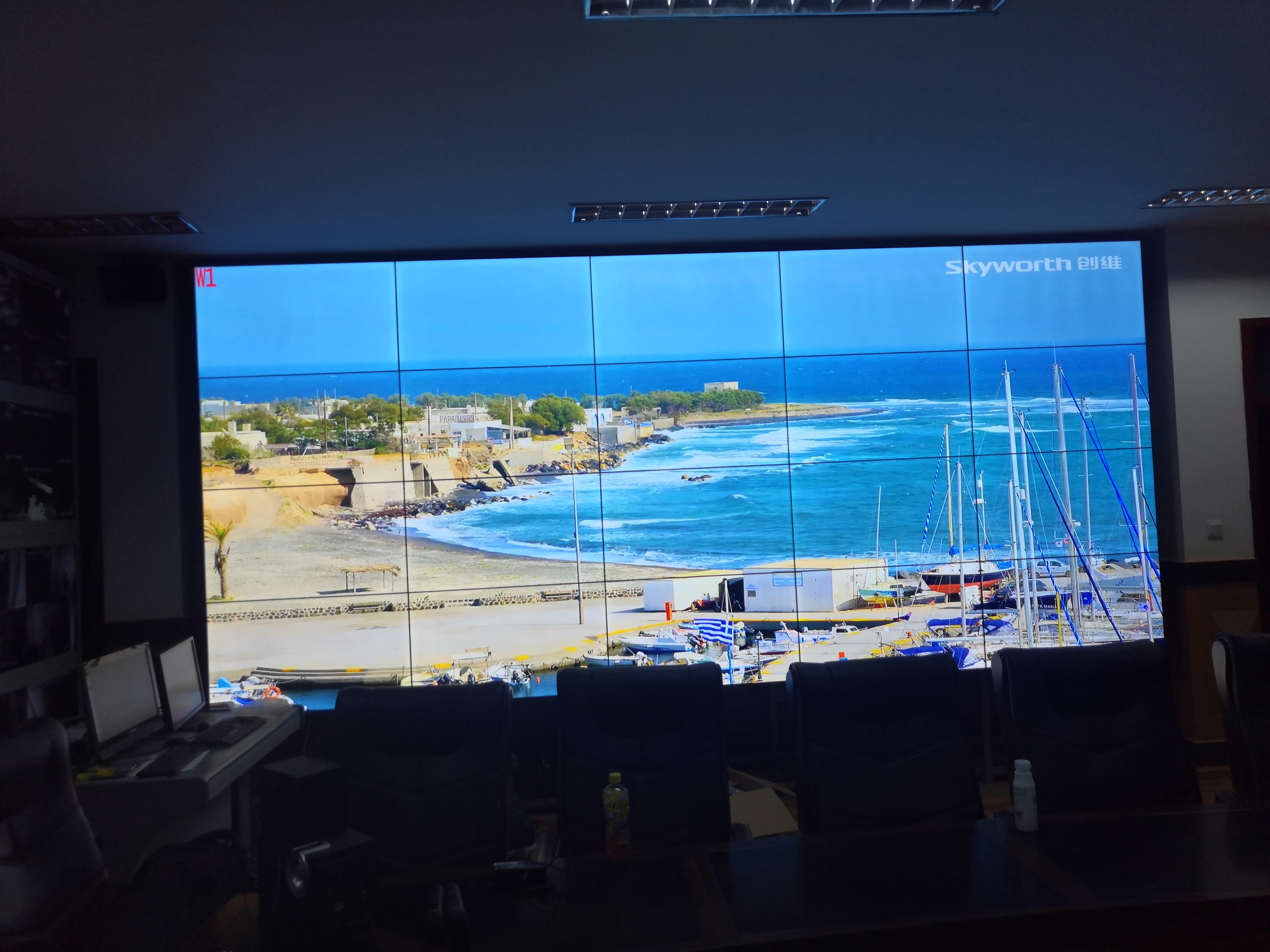 “LED屏的'像素戰爭':從P2.5到P0.9，我們真的需要嗎?